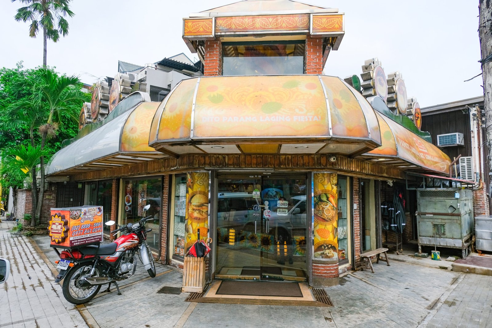 Read more about the article Kakarong Olympia, Makati City