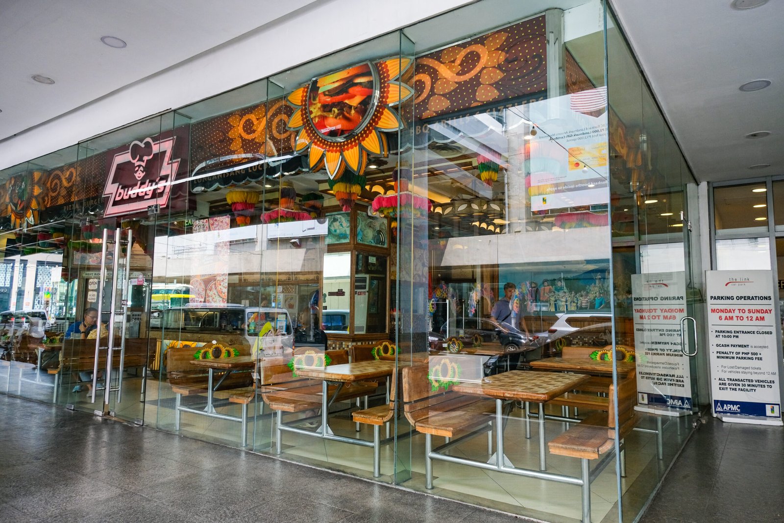 Read more about the article The Link, Ayala Center, Makati City